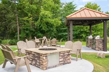 Outdoor Fire Pit and Grilling Area